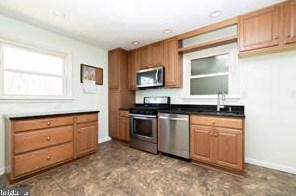 24 Rutgers Ave, Gloucester, NJ 08030-1245