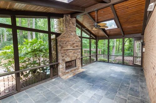 3986 Fernway Ct, Atlanta GA  30319-1667 exterior