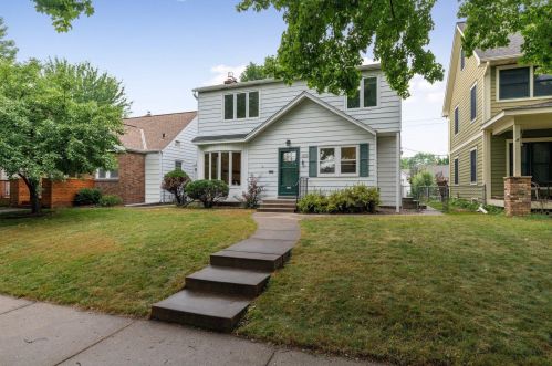 1137 Iowa Ave, Saint Paul, MN 55108-2241