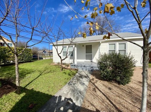 924 53rd St, Austin TX  78751-2246 exterior