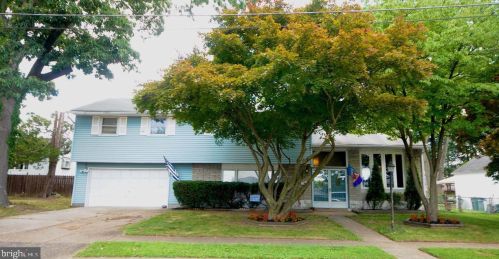 114 Simpson Ave, Runnemede, NJ 08078-1654