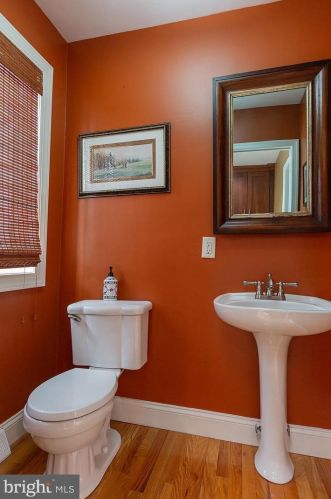 2006 Rachael Dr, Lancaster PA  17601-3655 exterior