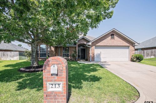 213 Amanda St, Whitehouse, TX 75791-3823