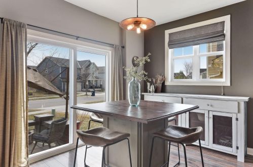 15918 Cobblestone Lake Pkwy, Saint Paul MN  55124-7851 exterior