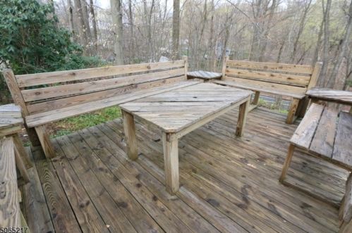 3 Crestwood Dr, Dover NJ  07869-3101 exterior