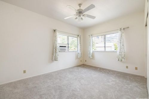 370 Elelupe Rd, Honolulu HI  96821-2248 exterior