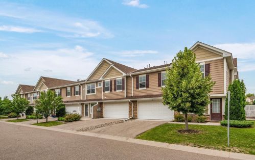 2141 Cedar Grv Trl, Saint Paul MN  55122-1543 exterior