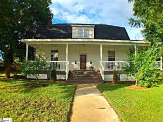 105 Victor Ave, Greer, SC 29651-3132