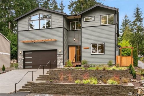 15251 Fremont Ave, Seattle, WA 98133-6112
