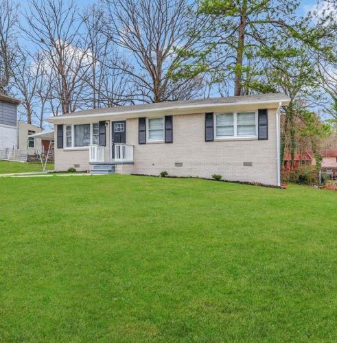 3512 Eisenhower Cir, Atlanta GA  30354-3406 exterior