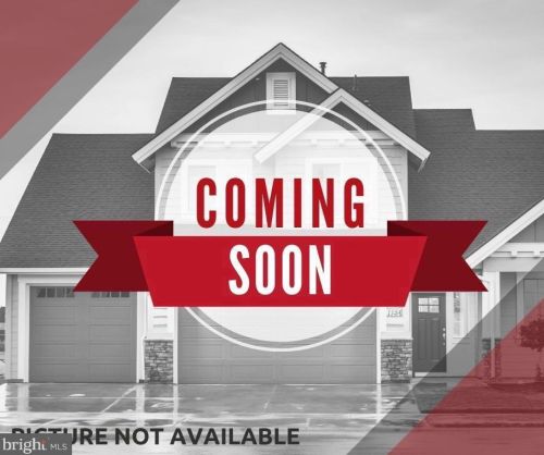 8957 Charles Town Rd, Charles Town, WV 25414-5012