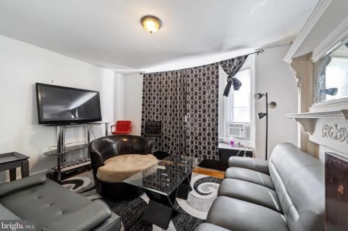 2039 Chelten Ave, Philadelphia PA 19144-2701 exterior