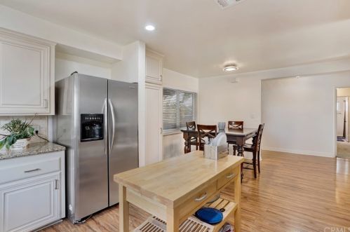 219 Nutwood St, Anaheim CA  92804-2532 exterior