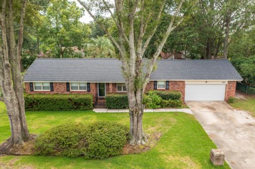 104 Claudia Dr, Ladson SC  29456-5413 exterior