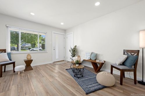 2895 Fairfax St, Denver CO  80207-2748 exterior