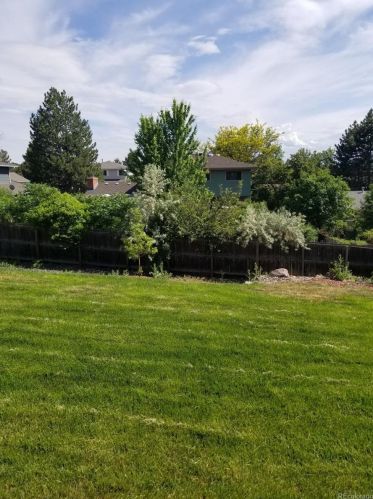 6256 Peakview Pl, Englewood CO 80111-4327 exterior