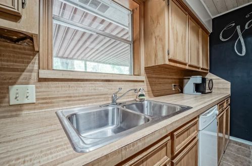 1806 Cedar Dr, Richmond TX 77469-4802 exterior