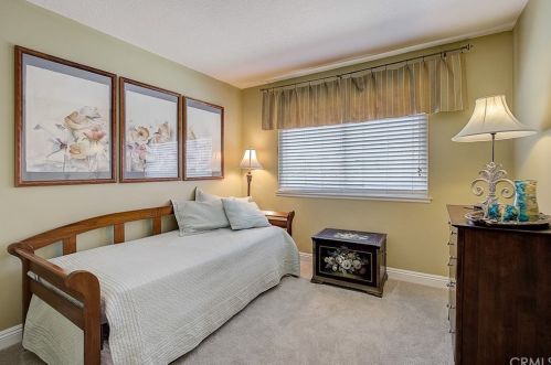 14912 Elm Ave, Irvine CA  92606-2611 exterior