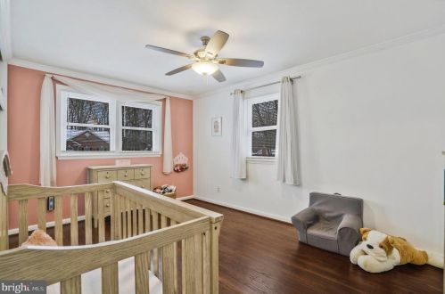 7604 Gresham St, Springfield VA  22151-2933 exterior