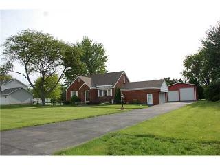 60 Coy Rd, Toledo, OH 43616-1824