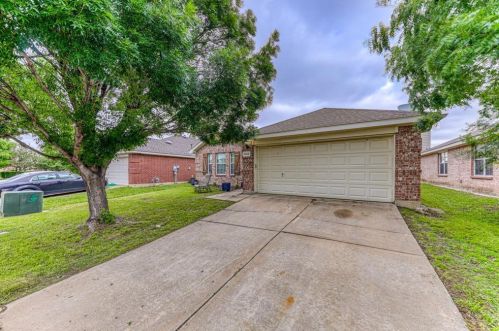 1505 Wind Dancer Trl, Fort Worth, TX 76131-5418