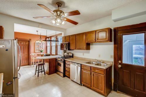 124 Jenks Ave, Saint Paul MN  55106-3208 exterior