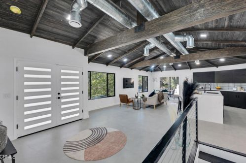 3132 Sparr Blvd, Glendale CA  91208-1663 exterior