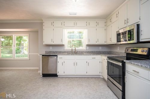 1428 Hillside Pl, Conyers GA  30094-2573 exterior