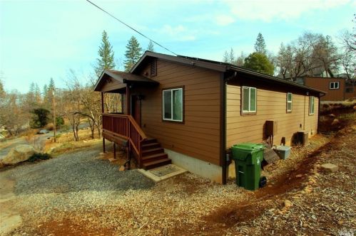 11995 Shenandoah Rd, Middletown, CA 95461-7708