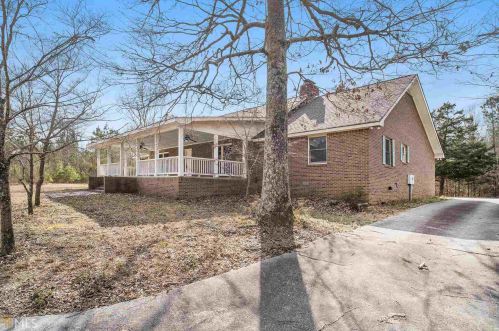 1450 Humphries Rd, Conyers GA  30012-2022 exterior