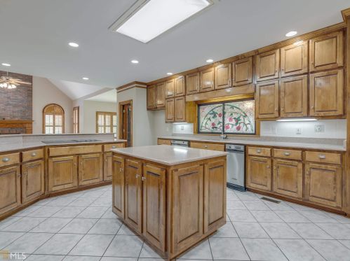 1224 Ml Crk Ln, Stockbridge GA  30281-4879 exterior