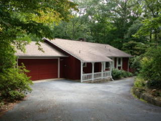 588 Yunai Cir, Clayton, GA 30525-4364