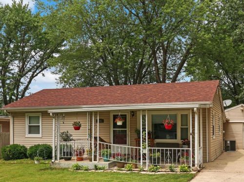 300 Park Ave, South Elgin, IL 60177-2421