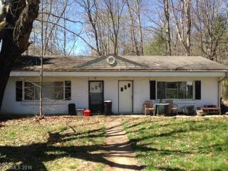 203 Rowland Rd, Swannanoa, NC 28778-2129