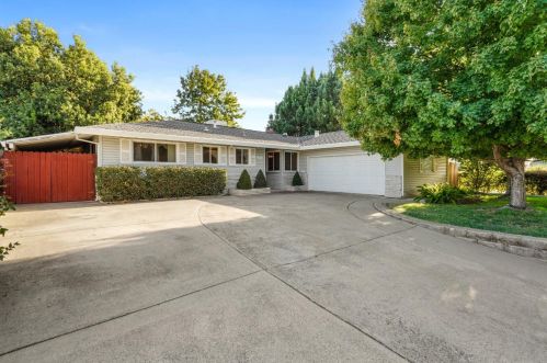 10832 Glenhaven Way, Rancho Cordova, CA 95670-4947