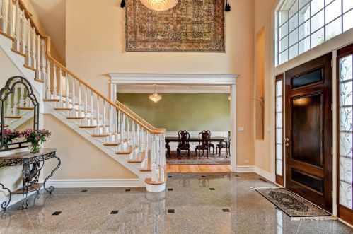 102 Ambriance Dr, Willowbrook IL  60527-0801 exterior