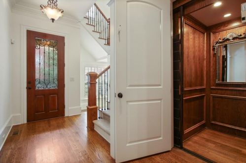 34 High Top Cir, Atlanta GA  30328-5934 exterior