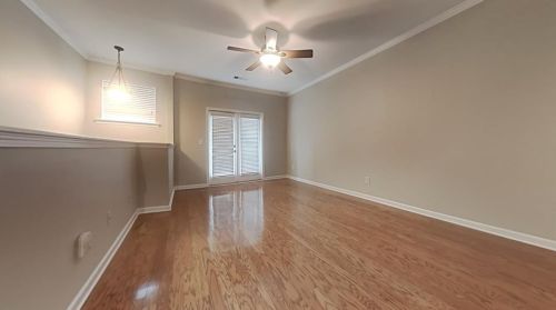 1176 Liberty Pkwy, Atlanta, GA 30318-9377