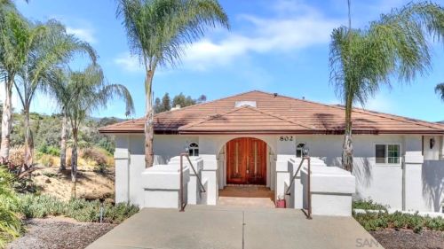802 Norse Ln, Escondido, CA 92025-6344