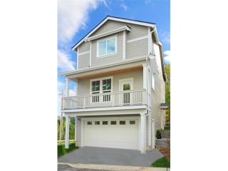 19339 Willet Ln, Breidablick, WA 98370-8050