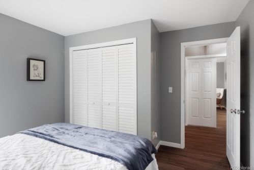 5008 Evanston St, Aurora CO 80014-3920 exterior