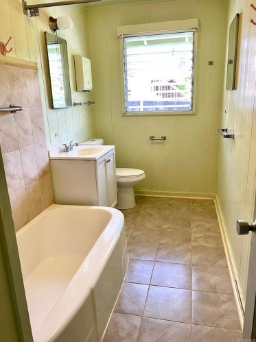 310 Hao St, Honolulu HI  96821-1620 exterior
