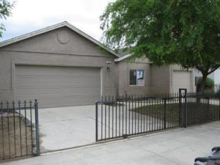 142 Shelly Ave, Fresno, CA 93727-3649