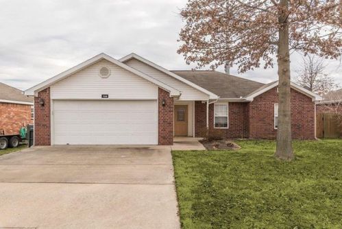 705 Ponderosa St, Centerton, AR 72719-9712