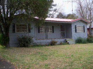 49 Pepper St, Arlington, GA 39813-8731