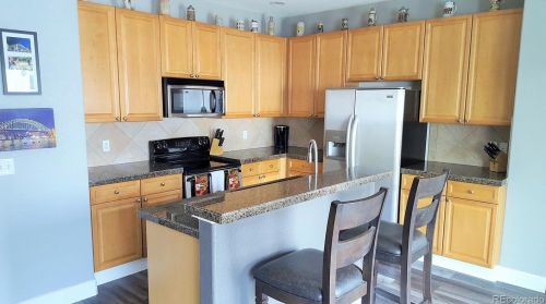 12135 Helena St, Denver, CO 80603-6953