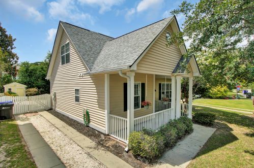 2437 Fulford Ct, Mount Pleasant, SC 29466-6856
