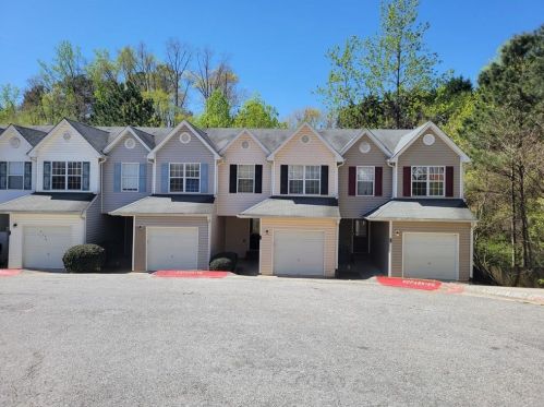 6742 Gallant Ct, Mableton, GA 30126-4693