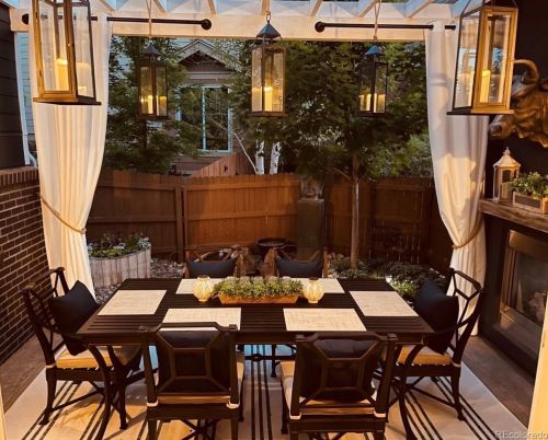 6374 Kewaunee Way, Aurora CO 80016-4310 exterior