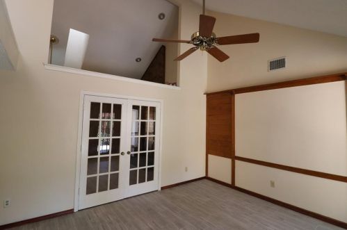 2606 Meadowridge Dr, Garland TX  75044-7048 exterior